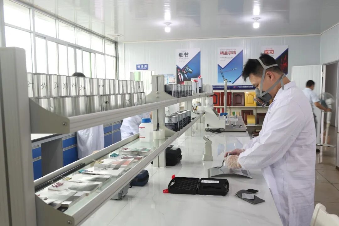 广东恒辉涂料龚呈先:要敢于向危机和权威“下战书”
