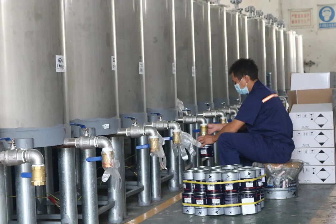 广东恒辉涂料龚呈先:要敢于向危机和权威“下战书”